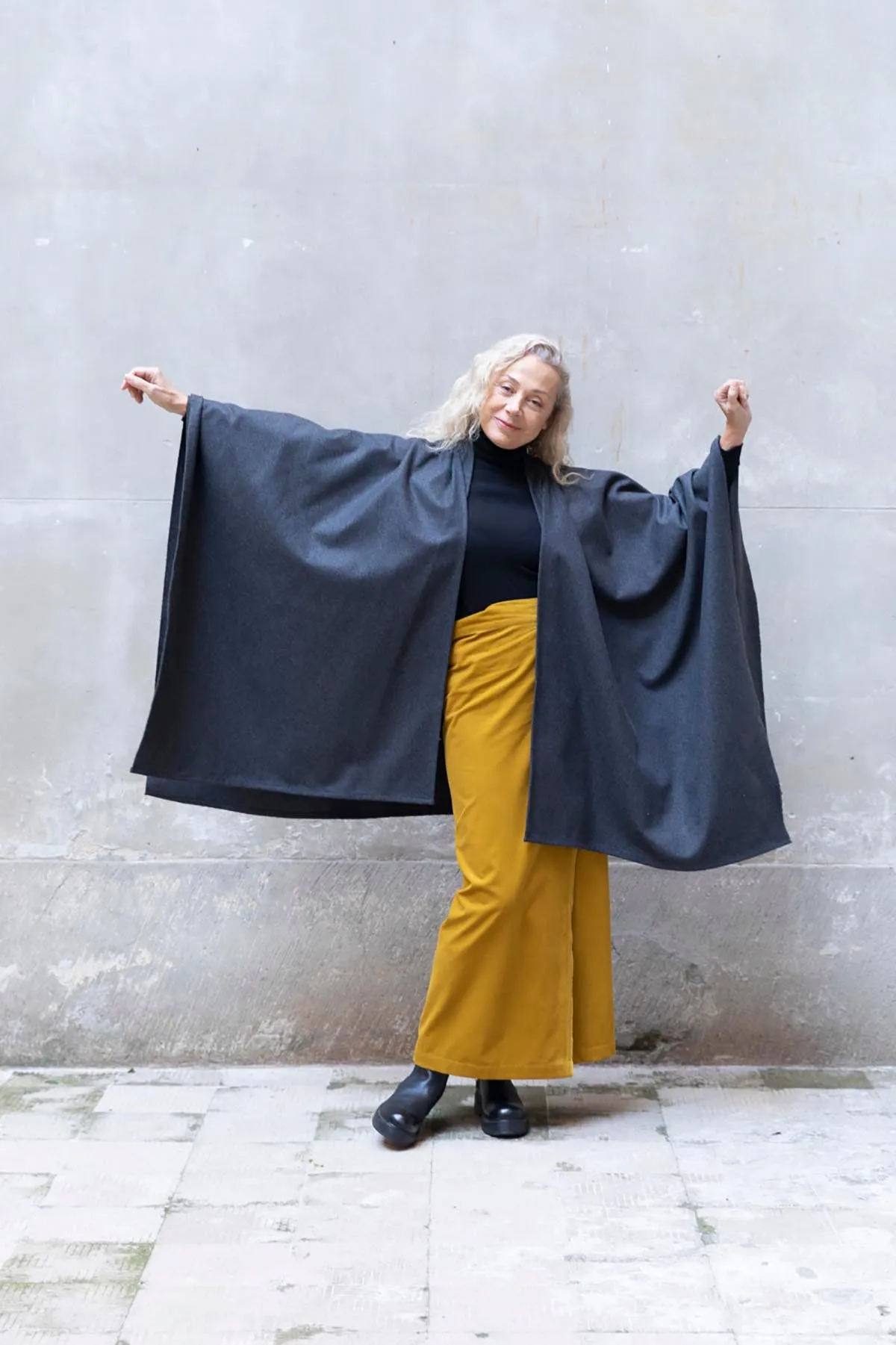 RECYCLED WOOL CAPE