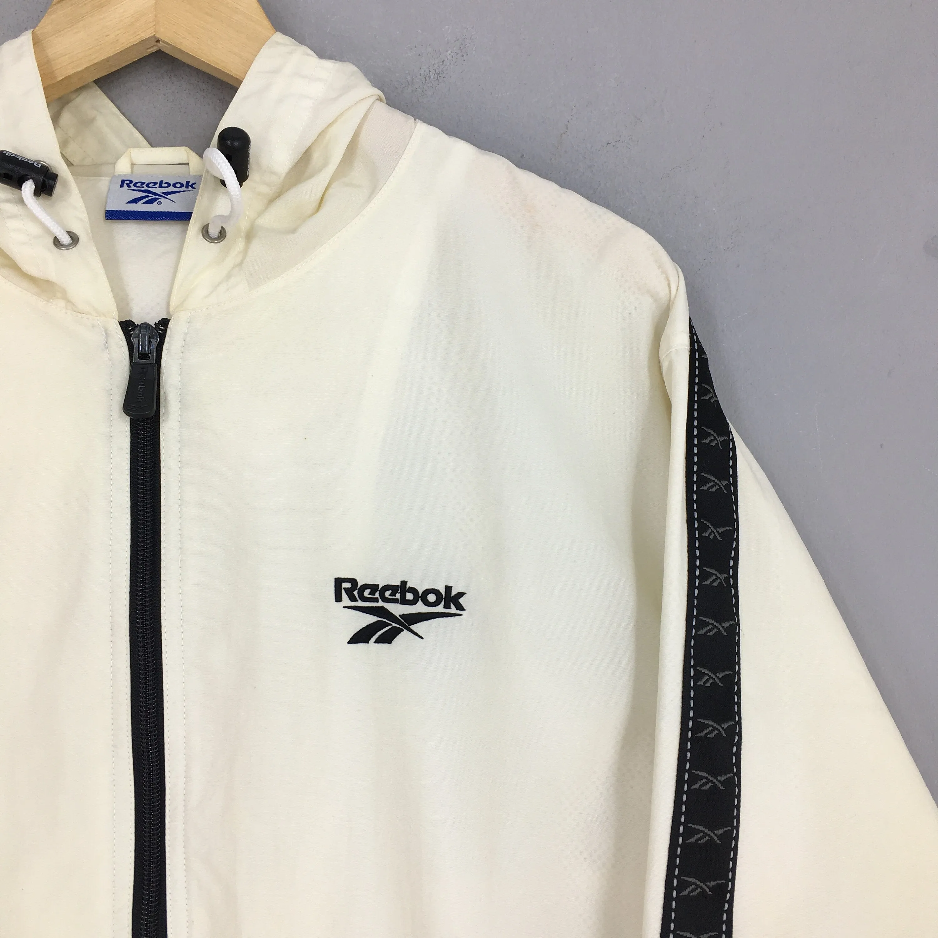 Reebok Windbreaker Jacket Large